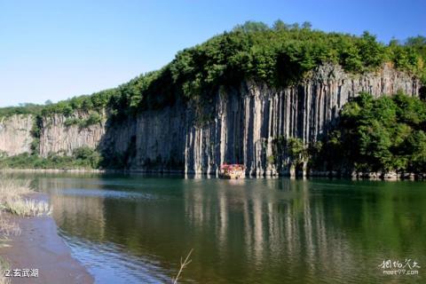 宽甸黄椅山森林公园旅游攻略 之 玄武湖