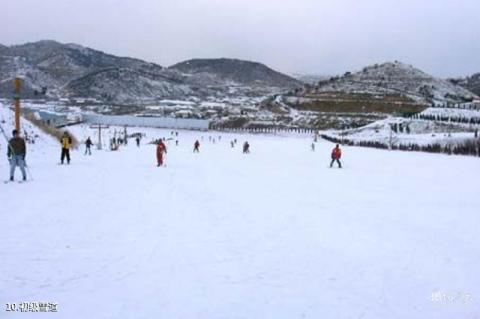 大连铭湖国际温泉滑雪度假村旅游攻略 之 初级雪道