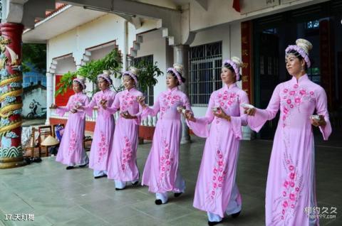 东兴京岛风景名胜区旅游攻略 之 天灯舞