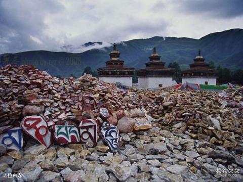 玉树称多拉布民俗村旅游攻略 之 拉布寺