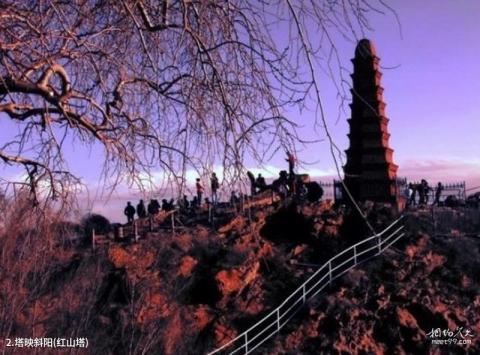 乌鲁木齐红山公园旅游攻略 之 塔映斜阳(红山塔)