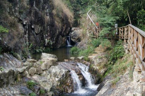 福建云河谷景区旅游攻略 之 沐月潭瀑布