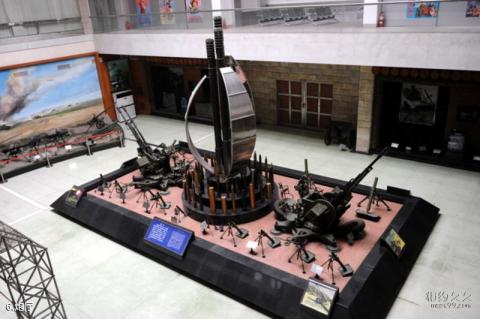 中国民兵武器装备陈列馆旅游攻略 之 炮厅