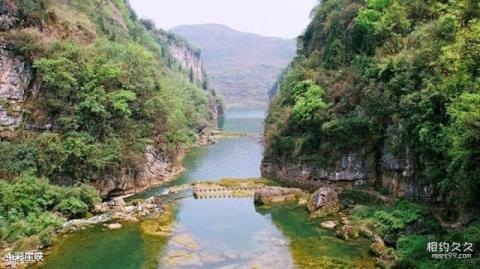 贵州马岭河峡谷旅游攻略 之 彩崖峡