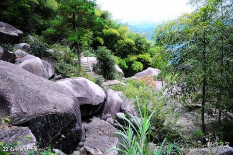 台州黄岩富山大裂谷旅游攻略 之 石亭锦帆一景