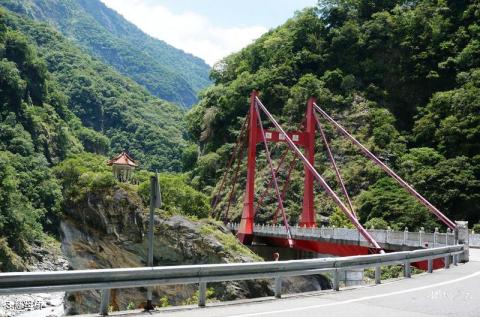 台湾太鲁阁国家公园旅游攻略 之 慈母桥