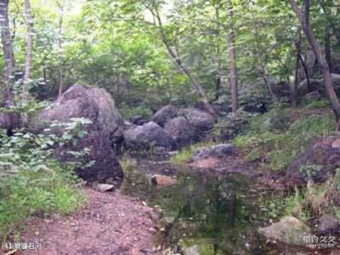 北京凤凰岭自然风景公园旅游攻略 之 磨镰石河