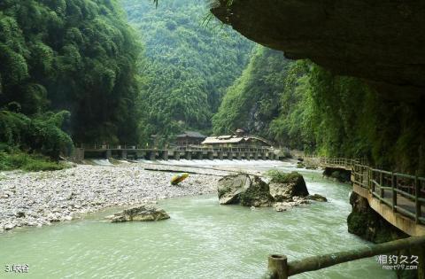 重庆彭水阿依河旅游攻略 之 峡谷