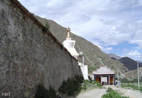 拉萨楚布寺旅游攻略 之 正门